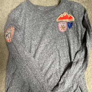 Gray long-sleeved J Crew Girls T-shirt (size: XL; age: 12-14)